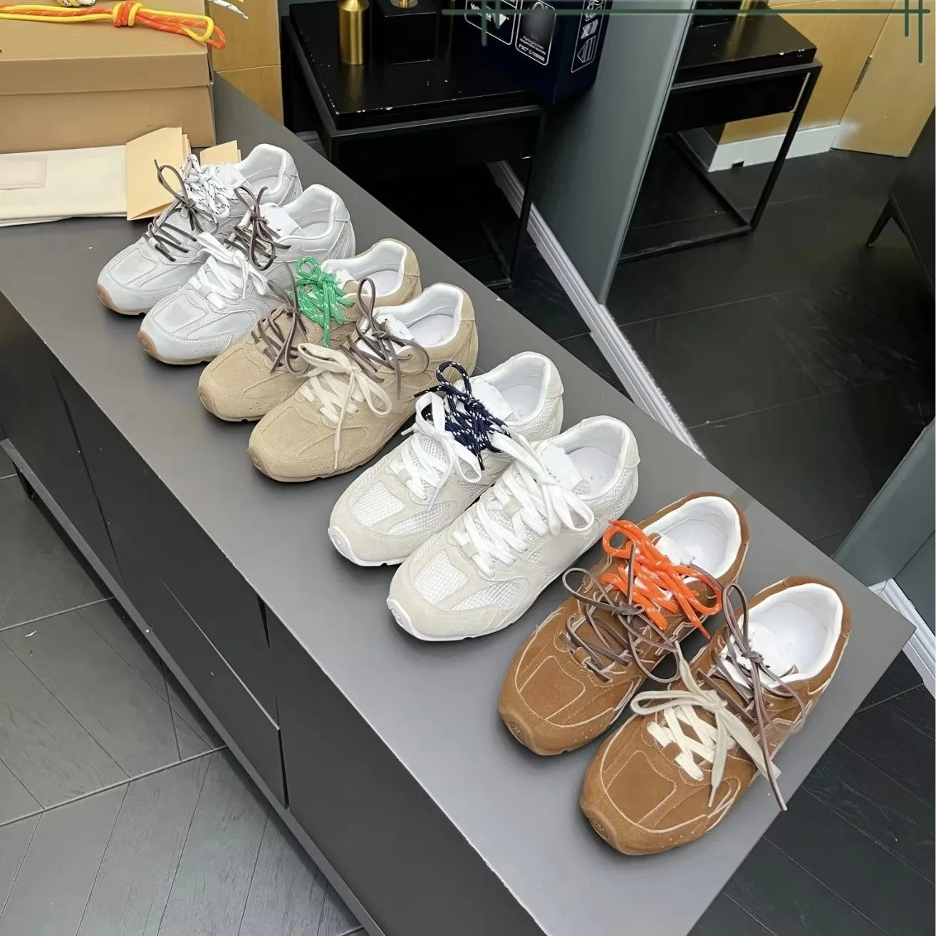 Women’s Running Shoes Lace-Up Comfortable Forrest Gump Style 5cm Height Increase Two-Color Toes Genuine Leather Lining