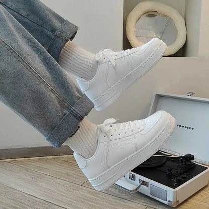 2025 Men’s Sneakers Classic Simple Fashion Trendy Casual Sports Shoes All Black Sneakers Lightweight Comfortable Shoes for Men
