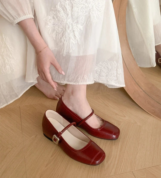 French Vintage Mary Jane Flats for Women – Elegant Spring Autumn Silver Shoes with Superior Quality and Affordable Price