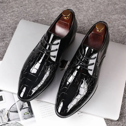 2025 Men’s Leather Shoes Elegant Business Dress Shoes Formal Wedding Footwear Comfortable for Office and Special Occasions