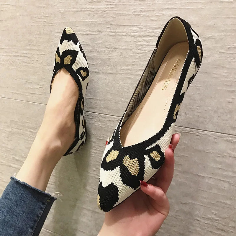 Hot Sale New Women’s Mesh Pointed Toe Flats Comfortable Soft Sole Knit Plus Size Casual Shoes for Ladies