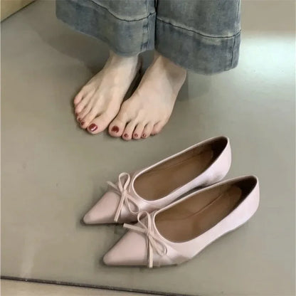 Stylish Women’s Pointed-Toe Flat Shoes with Bow – New French-Inspired Design, Comfortable Commuter Ballet Flats