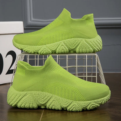 Men’s Running Shoes Lightweight Comfortable Soft Sole Breathable Mesh Upper Non-Slip Durable Perfect for Walking Style
