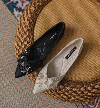 2025 New Women’s Low Heel Flat Shoes – Elegant Pearl and Rhinestone Slip-On Loafers for Autumn, High Quality, Affordable Fashion