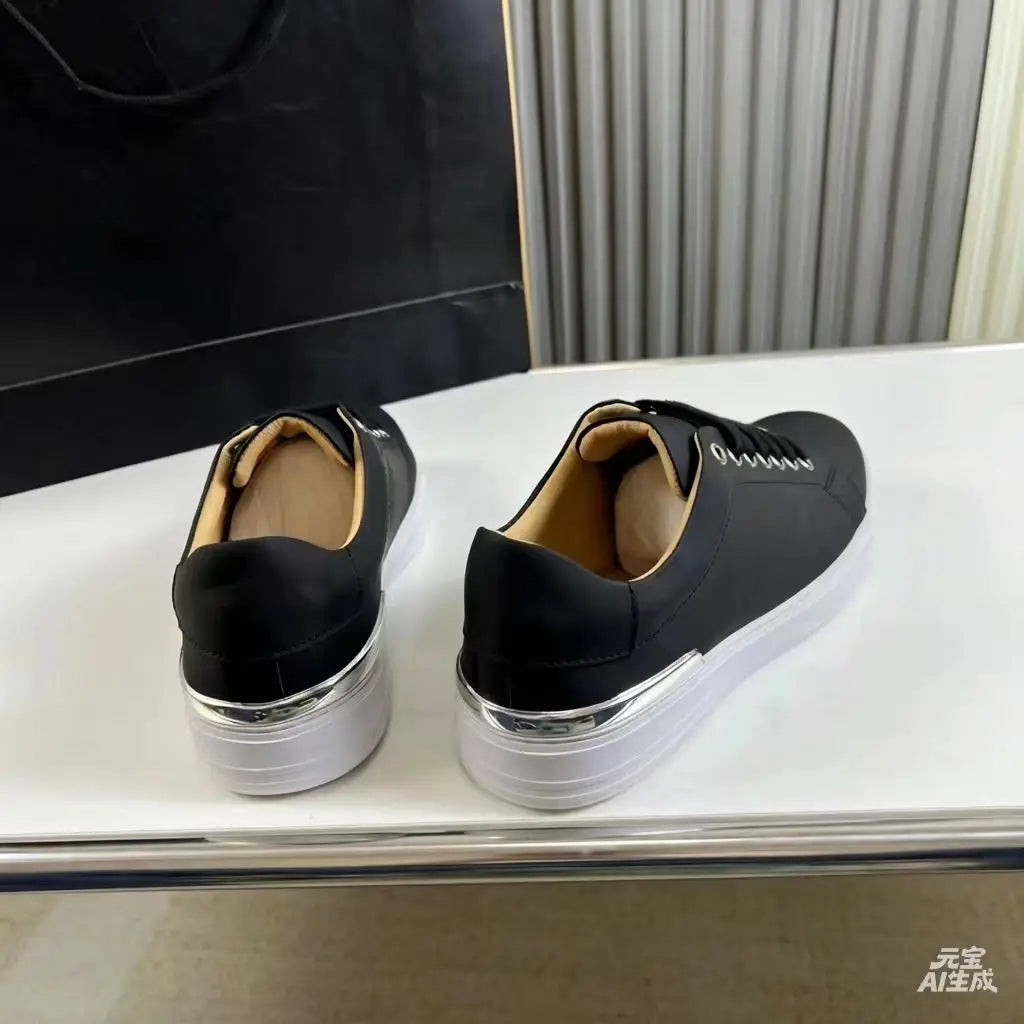 Genuine Leather Breathable Anti slip Fashionable Versatile Original Men’s Sports and Leisure Shoes Trendy