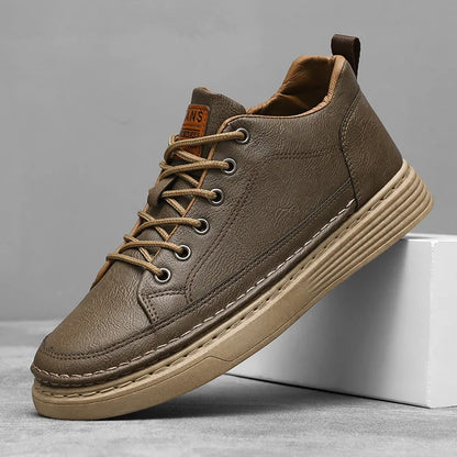 Men’s Casual Low-Top Sneakers Stylish British Style Leather Sports Shoes for Men Comfortable and Versatile Footwear for Outdoor