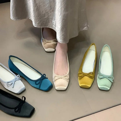 French Style Elegant Women’s Shoes 2025 New Satin Bow Accent Hidden Wedge Flats – High Quality, Affordable Chic Footwear