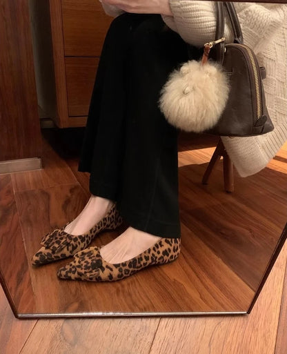 Spring New Women’s Suede Pointed Toe Flats with Leopard Print – Stylish and Versatile Slip-On Shoes, High Quality and Affordable