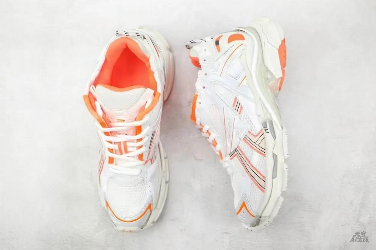 Trendy Sports and Casual Shoes with Breathable Mesh, Retro Versatile, Couple Running Shoes