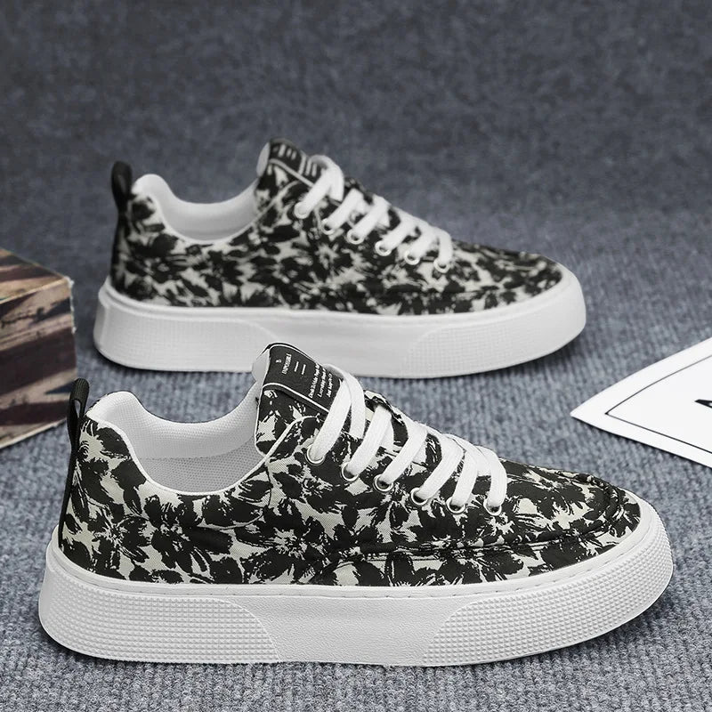 2025 New Innovation Men’s Casual Sneakers Comfortable Thick Sole Slip-On Canvas Shoes with Fashion Print for Everyday Wear