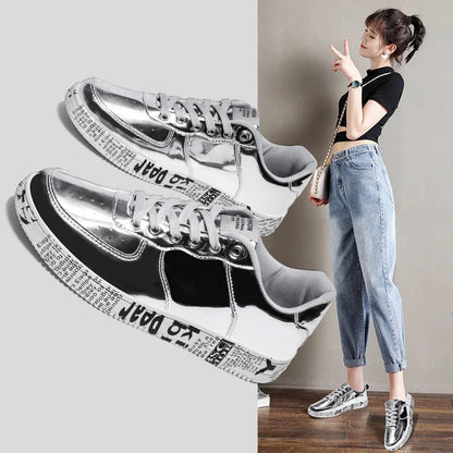 Fashionable Unisex Glossy Sports Shoes – Classic Walking Style Men’s Casual Footwear