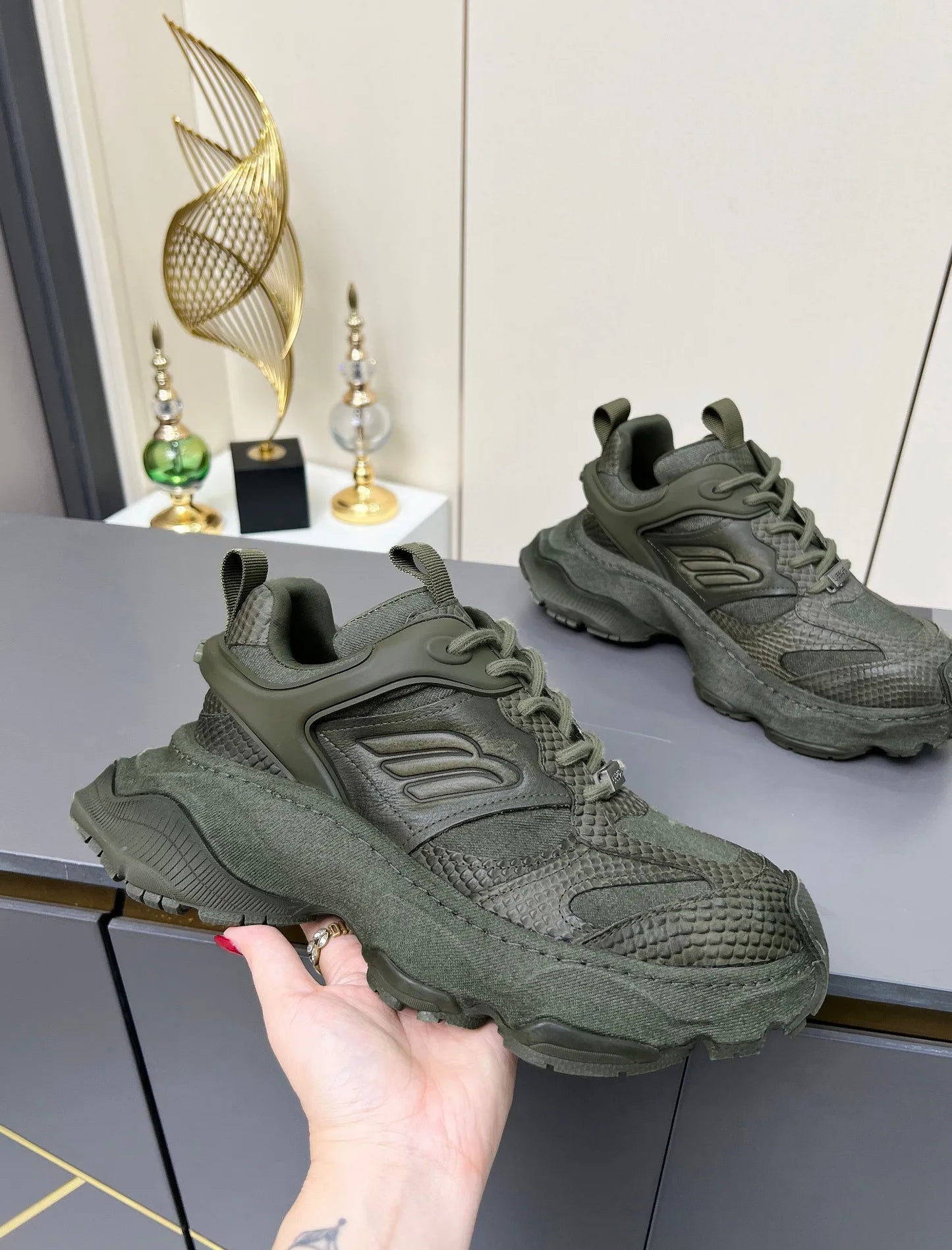 Baliciag Retro Street Snake Print Mesh Men’s Shoes Height Increasing Thick Sole Lace-Up Running Fashionable Sports Casual All