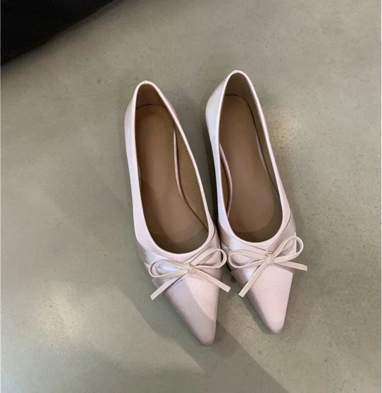 Stylish Women’s Pointed-Toe Flat Shoes with Bow – New French-Inspired Design, Comfortable Commuter Ballet Flats