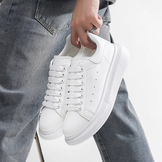 2025 Hot Selling Sneakers Women White Height Increasing Walking Style Casual Shoes Sneakers for Couple