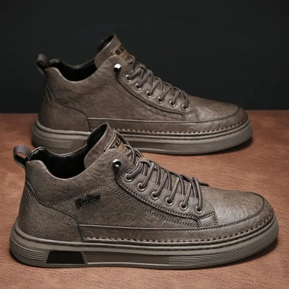 Men’s Casual Mid-Top Sneakers Stylish British Style Leather Sports Shoes for Men Comfortable and Versatile Sneakers for Adult