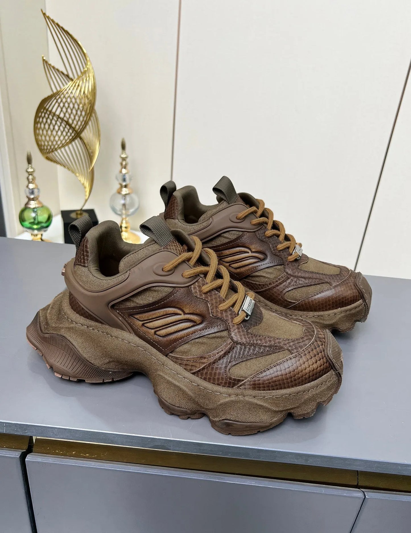 Baliciag Retro Street Snake Print Mesh Men’s Shoes Height Increasing Thick Sole Lace-Up Fashionable Sports Casual Versatile Dad