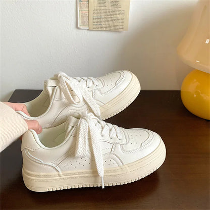 2025 New Trendy Women Sneakers White Shoes Casual Sports Shoes for Students Retro Thick Sole Height Increasing Plat Sneakers