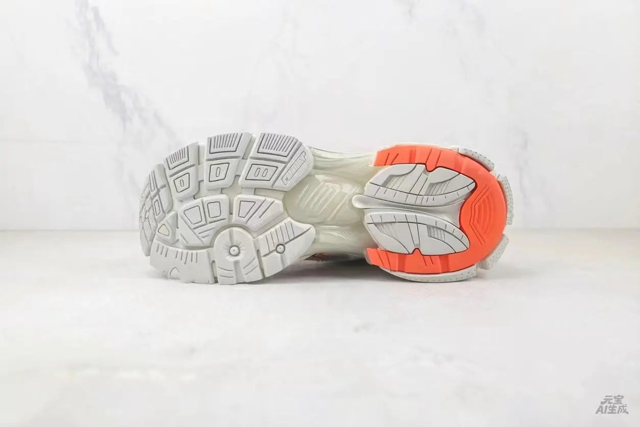 Trendy Sports and Casual Shoes with Breathable Mesh, Retro Versatile, Couple Running Shoes