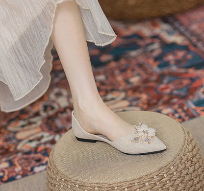 2025 New Women’s Low Heel Flat Shoes – Elegant Pearl and Rhinestone Slip-On Loafers for Autumn, High Quality, Affordable Fashion