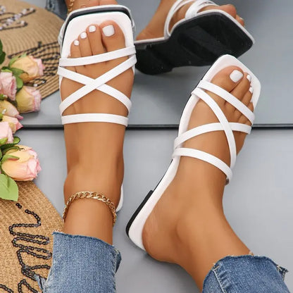 2025 New Women’s Flat Slippers Multi Color Strap Flat Toe Post Large Size Direct Sales Casual Sandals Beach Shoes