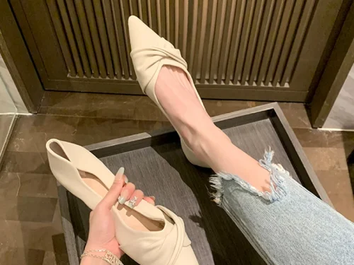 Autumn New Korean Style Knotted Pointed Toe Flat Commuter Shoes for Women  Soft Sole Ballet Flats with High Cost Performance