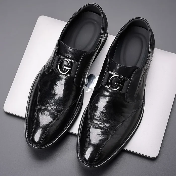 2025 Men's Leather Dress Shoes Handmade Business Formal Genuine Leather British Casual Slip on High-End Men's Loafers