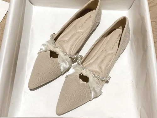Elegant Pointed-Toe Flats for Women - Autumn New Pearl-Embellished Style, Versatile Slip-On Design with Soft Sole