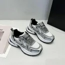 2025 New Women's Clunky Sneakers Thick Sole Non Slip Sneakers for Running Gym and Casual Wear
