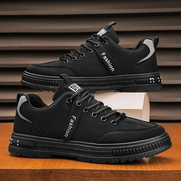 Satisfaction Guarantee Men's Casual Board Shoes Rubber Black Sneakers Sports Shoes for Outdoor and Office Wear