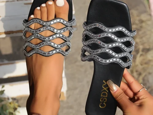 Summer Latest Women's  Flat Slippers Rhinestone Open Toe Sandals Outdoor Slip on Fashionable Large Size Slippers