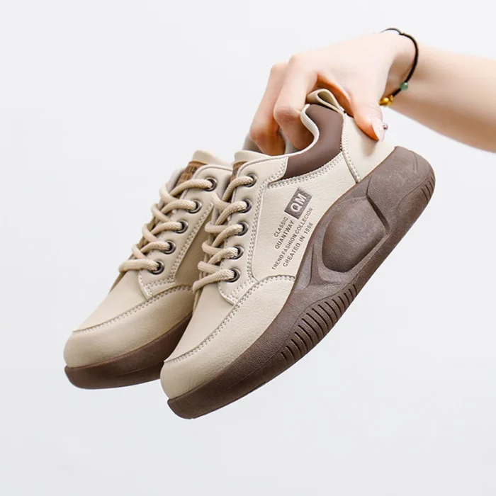Hot Selling Women Sneaker Spring Popular Casual Running Shoes Thick Sole Height Increase Comfortable Loose Round Toe