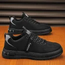 Satisfaction Guarantee Men's Casual Board Shoes Rubber Black Sneakers Sports Shoes for Outdoor and Office Wear