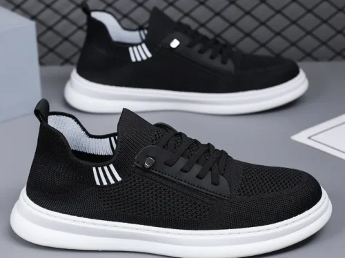 New Men's Mesh Running Shoes Lightweight Low-Top Sneakers for Summer Soft Sole Slip-On Walking Style Casual Shoes