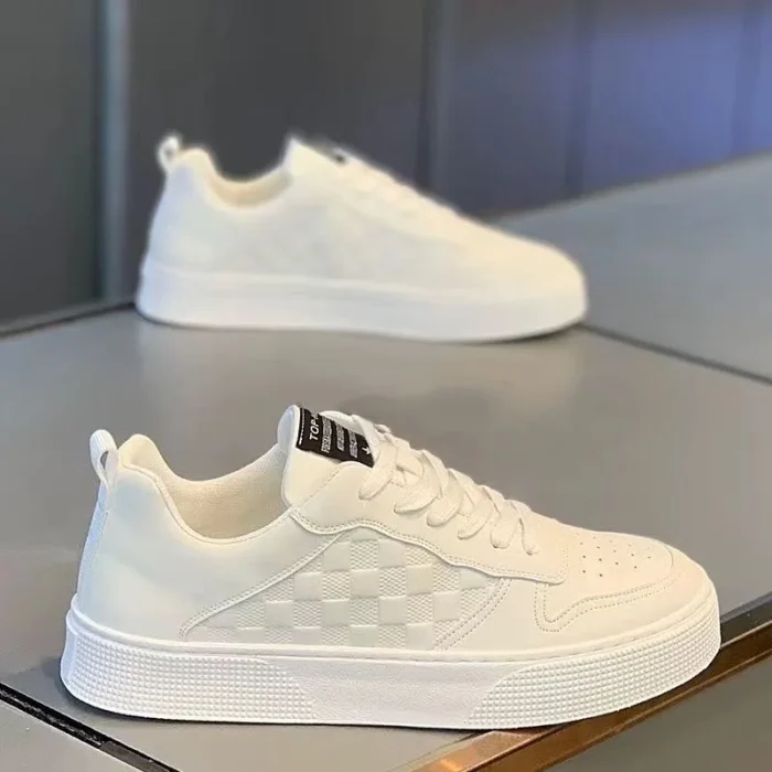 2025 Summer Men's Round Toe Sneakers Casual Sports Shoes with Superior Traction for Outdoor Activities - Image 2