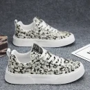 2025 New Innovation Men's Casual Sneakers Comfortable Thick Sole Slip-On Canvas Shoes with Fashion Print for Everyday Wear