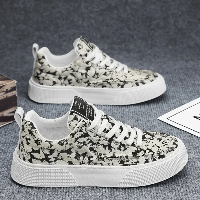 2025 New Innovation Men's Casual Sneakers Comfortable Thick Sole Slip-On Canvas Shoes with Fashion Print for Everyday Wear