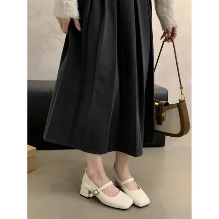 French Retro Square Toe Mid-Heel Chunky Mary Jane Shoes for Women - Spring/Fall Fashionable Leather Flats with Great Quality - Image 4