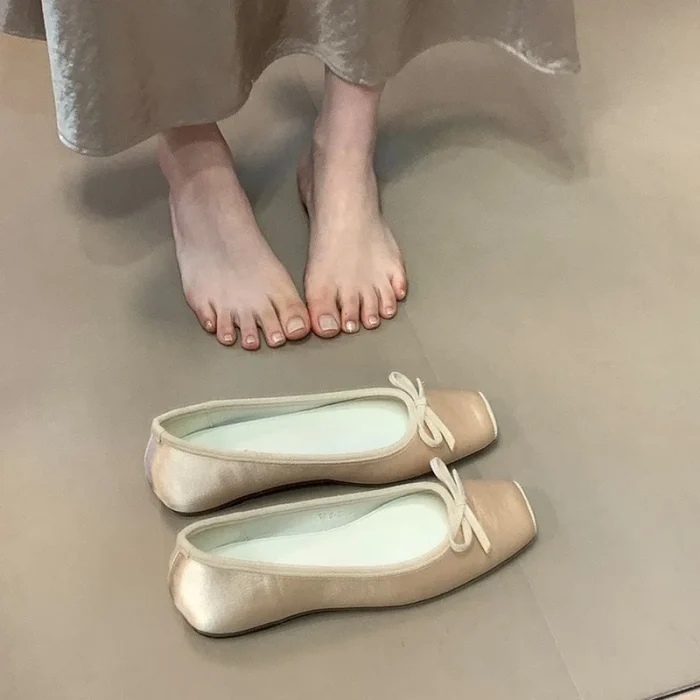 French Style Elegant Women's Shoes 2025 New Satin Bow Accent Hidden Wedge Flats - High Quality, Affordable Chic Footwear - Image 5
