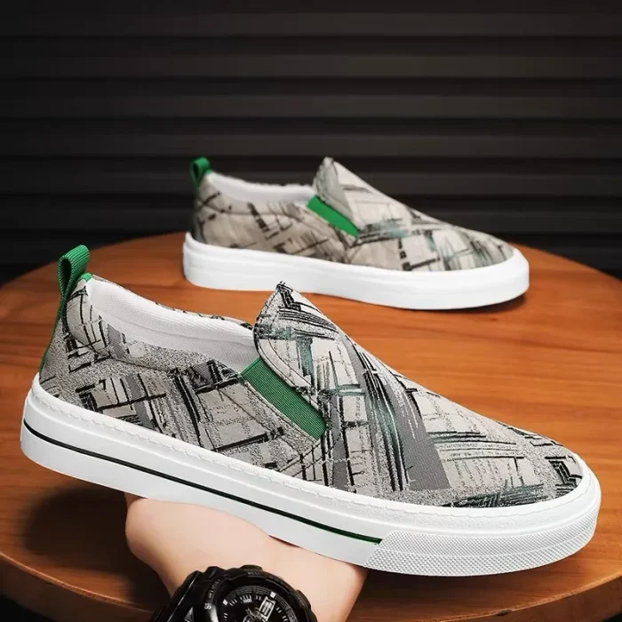 Mens Casual Canvas Shoes Durable Stylish Skateboard Shoes Slip on Footwear Comfortable Fit Perfect for Leisure Activities - Image 2