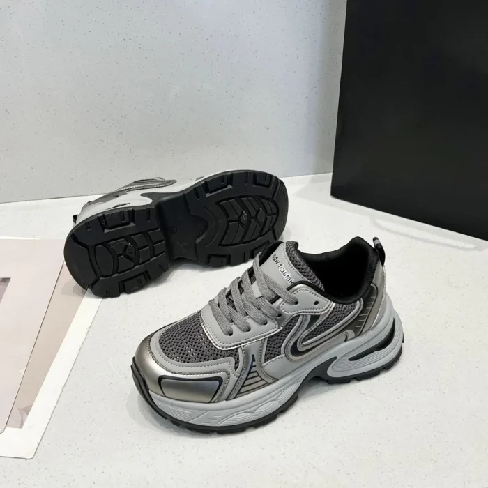 2025 New Women's Clunky Sneakers Thick Sole Non Slip Sneakers for Running Gym and Casual Wear - Image 2