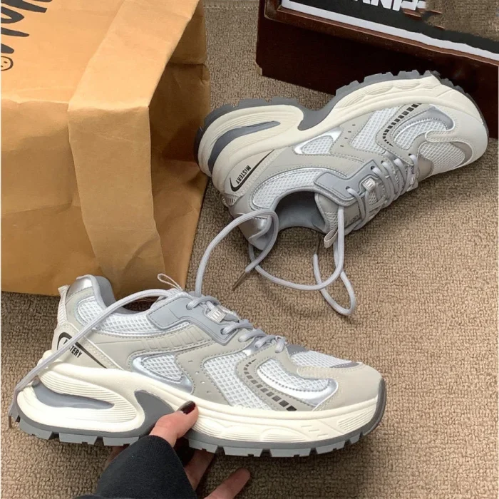 2025 Hot Sale Women's Clunky Sneakers Non Slip Durable Lace up Casual Comfortable Sports Shoes for Everyday Wear - Image 3