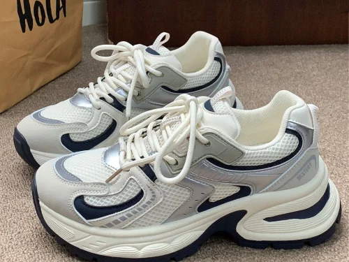 2025 Hot Sale Women's Clunky Sneakers Non Slip Durable Lace up Casual Comfortable Sports Shoes for Everyday Wear